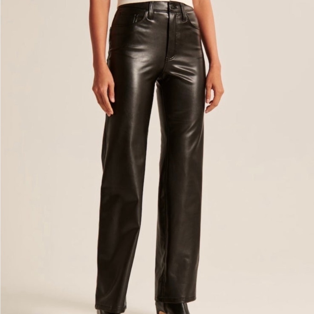 NWT Abercrombie black leather pants 28"